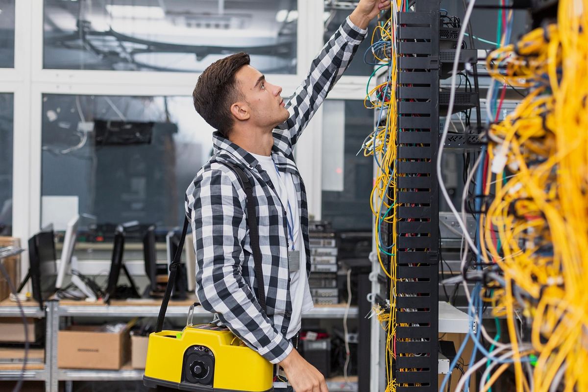 Structured network cabling installation